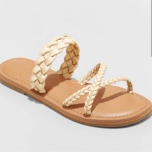 NWT Universal Thread Hilda Slip on Sandals Bone 8.5
